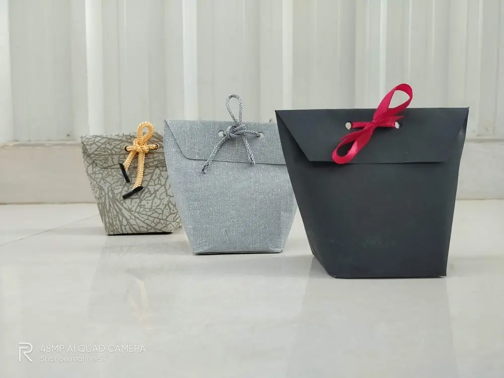 Return gift paper bags