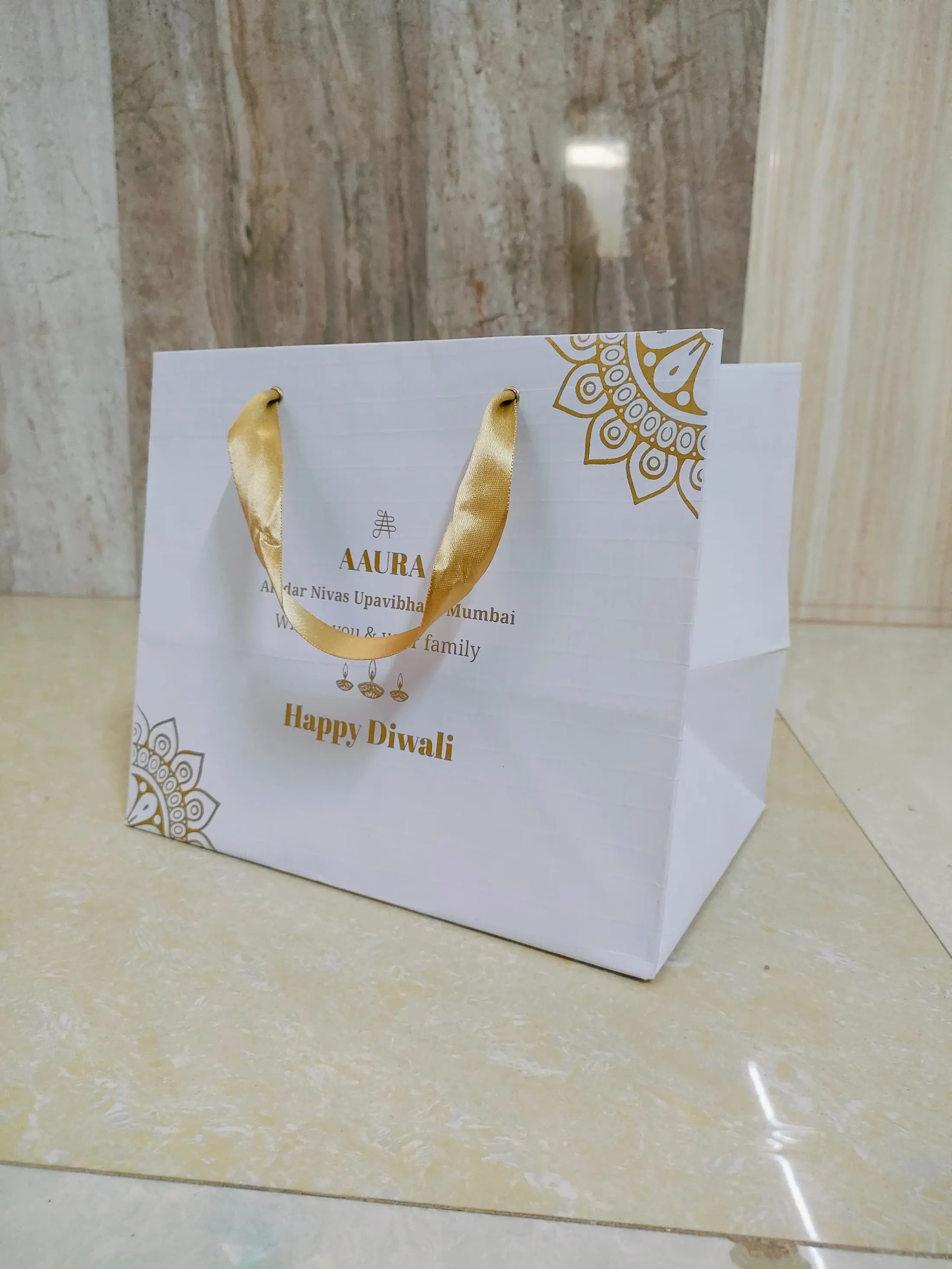 Custom return-gifts customised paper bags manufacturer India