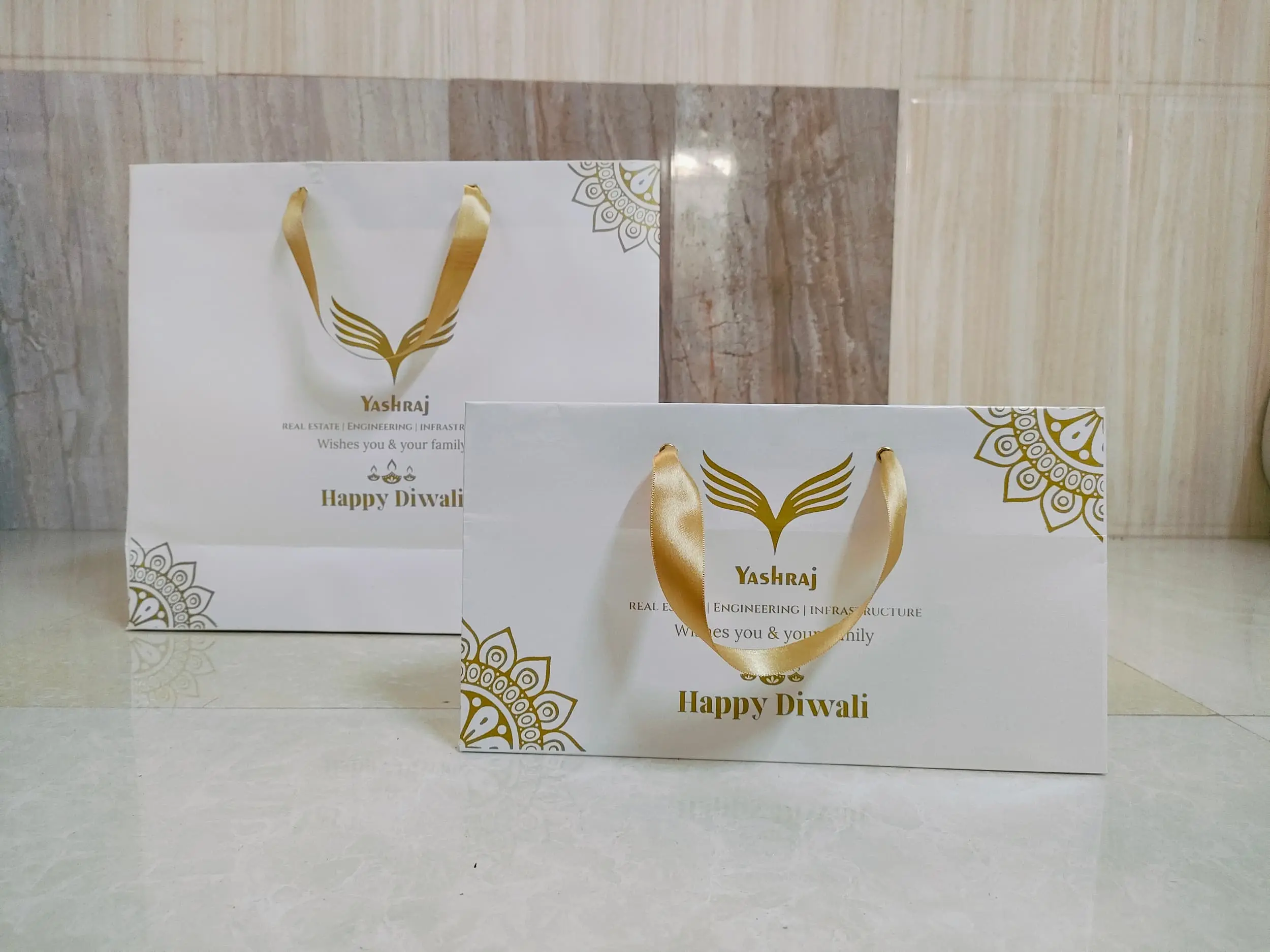 Custom return-gifts customised paper bags manufacturer India