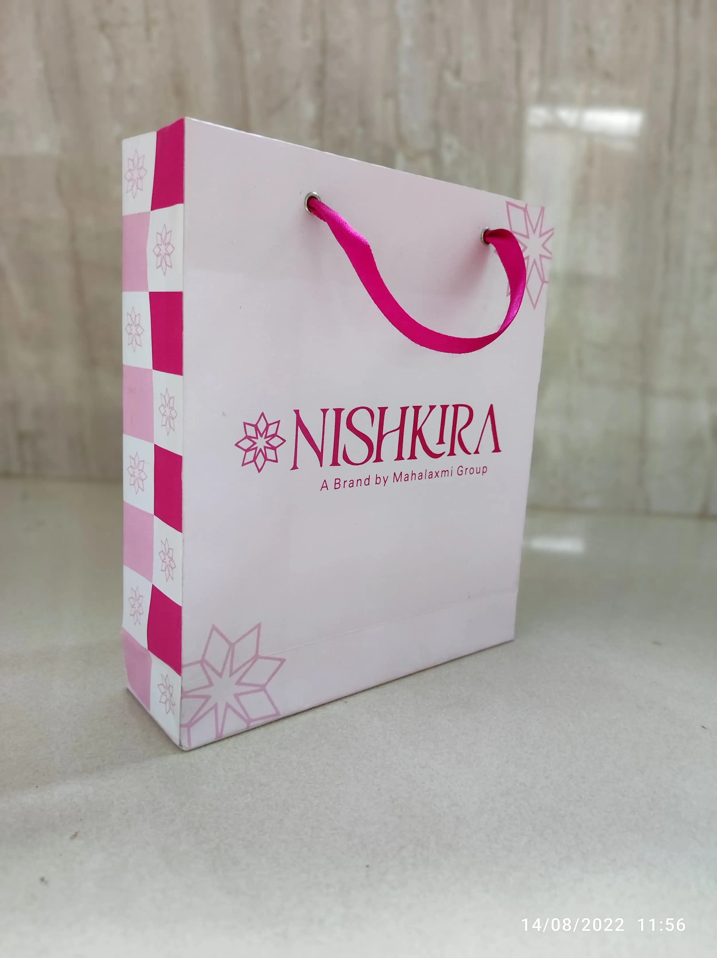 Custom shopping customised paper bags manufacturer India